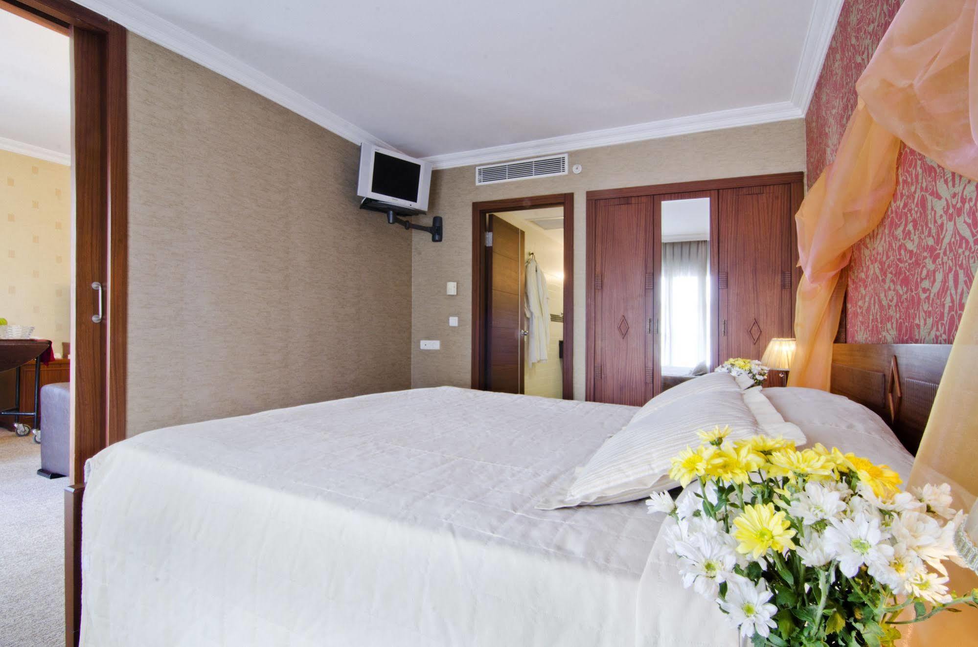 Midas Hotel Ankara Kültér fotó